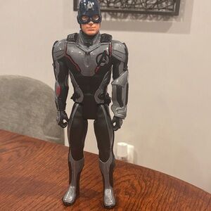 Marvel Avengers Endgame Titan Hero Power FX Captain America 12-inch Figure 2018